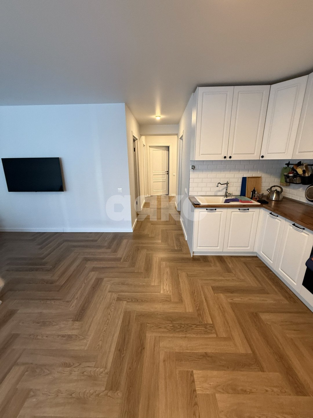 Фото №2: 3-комнатная квартира 84&nbsp;м², 5/9&nbsp;эт. - Раздольное, Хостинский, жилой комплекс Министерские Озёра, мкр. квартал Город Детства, ул. Тепличная, 71к10