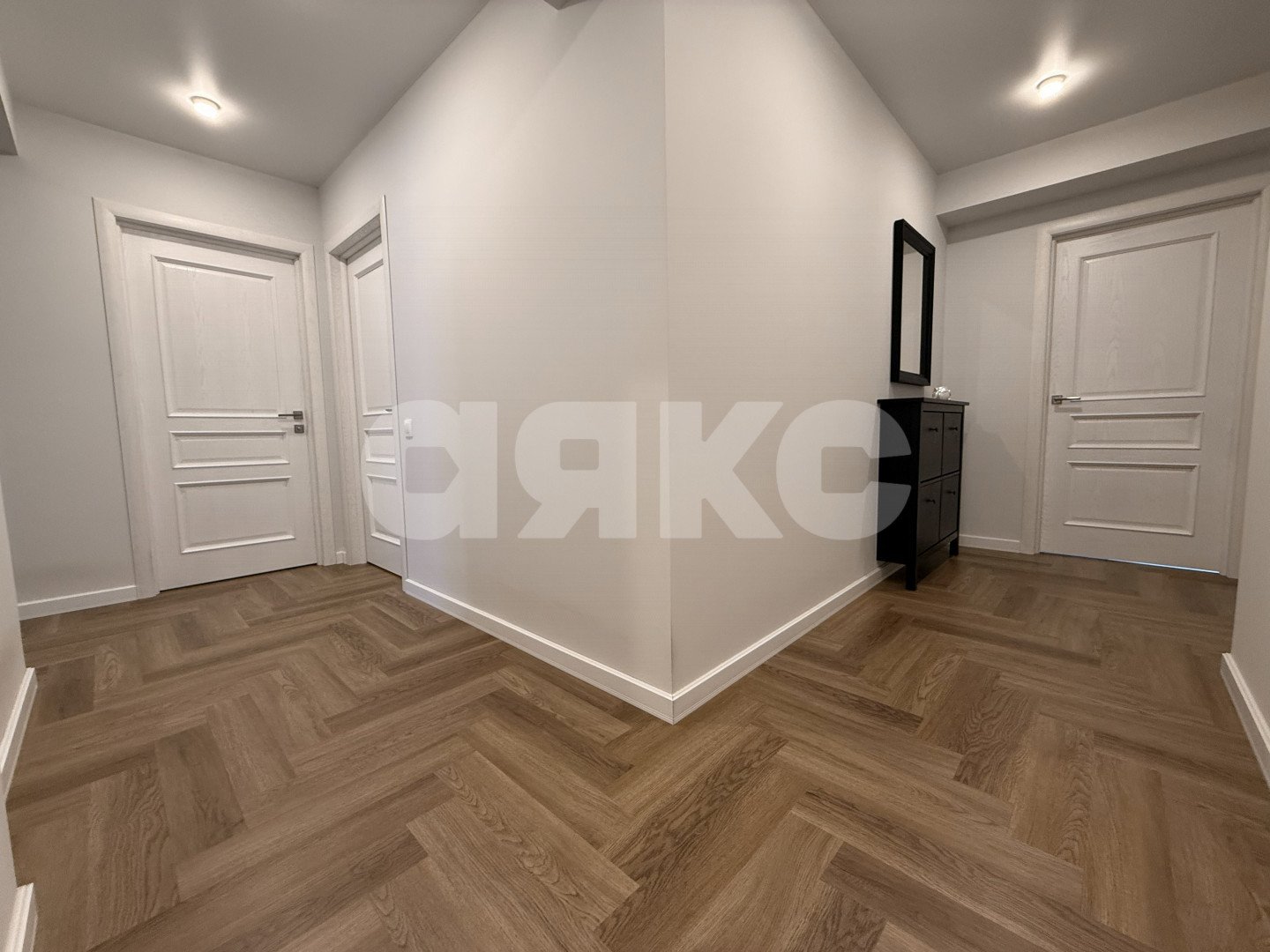 Фото №4: 3-комнатная квартира 84&nbsp;м², 5/9&nbsp;эт. - Раздольное, Хостинский, жилой комплекс Министерские Озёра, мкр. квартал Город Детства, ул. Тепличная, 71к10
