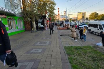 Фото №1: Отдельное здание 385&nbsp;м², 1/2&nbsp;эт. - Краснодар, ж/м Пашковский, ул. Трамвайная, 14