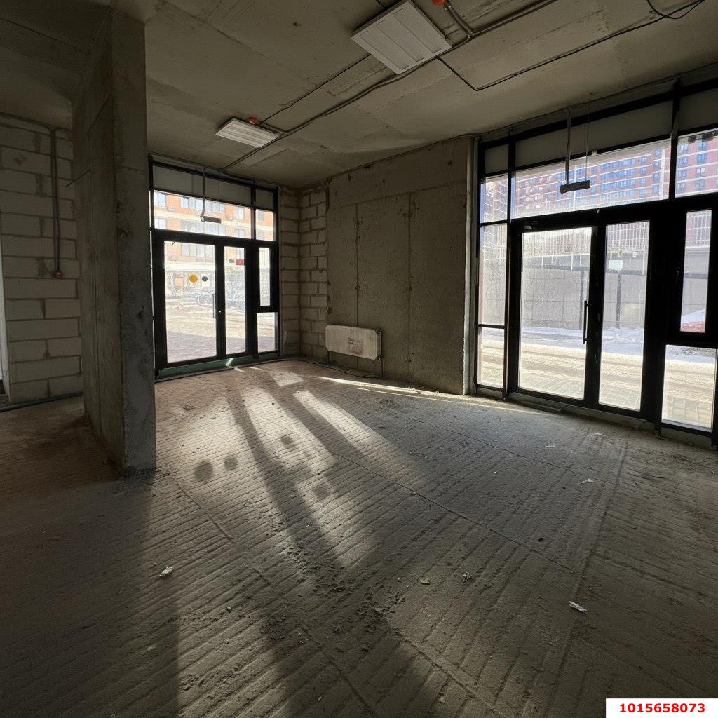 Фото №4: Торговое помещение 77&nbsp;м², 1/16&nbsp;эт. - Краснодар, Прикубанский внутригородской округ, мкр. жилой комплекс Самолёт-2, ул. Западный Обход, 57к3