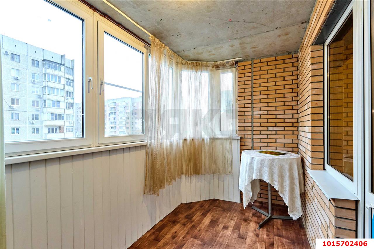 Фото №9: 2-комнатная квартира 85&nbsp;м², 5/14&nbsp;эт. - Краснодар, Западный внутригородской округ, мкр. Юбилейный, ул. Думенко, 21