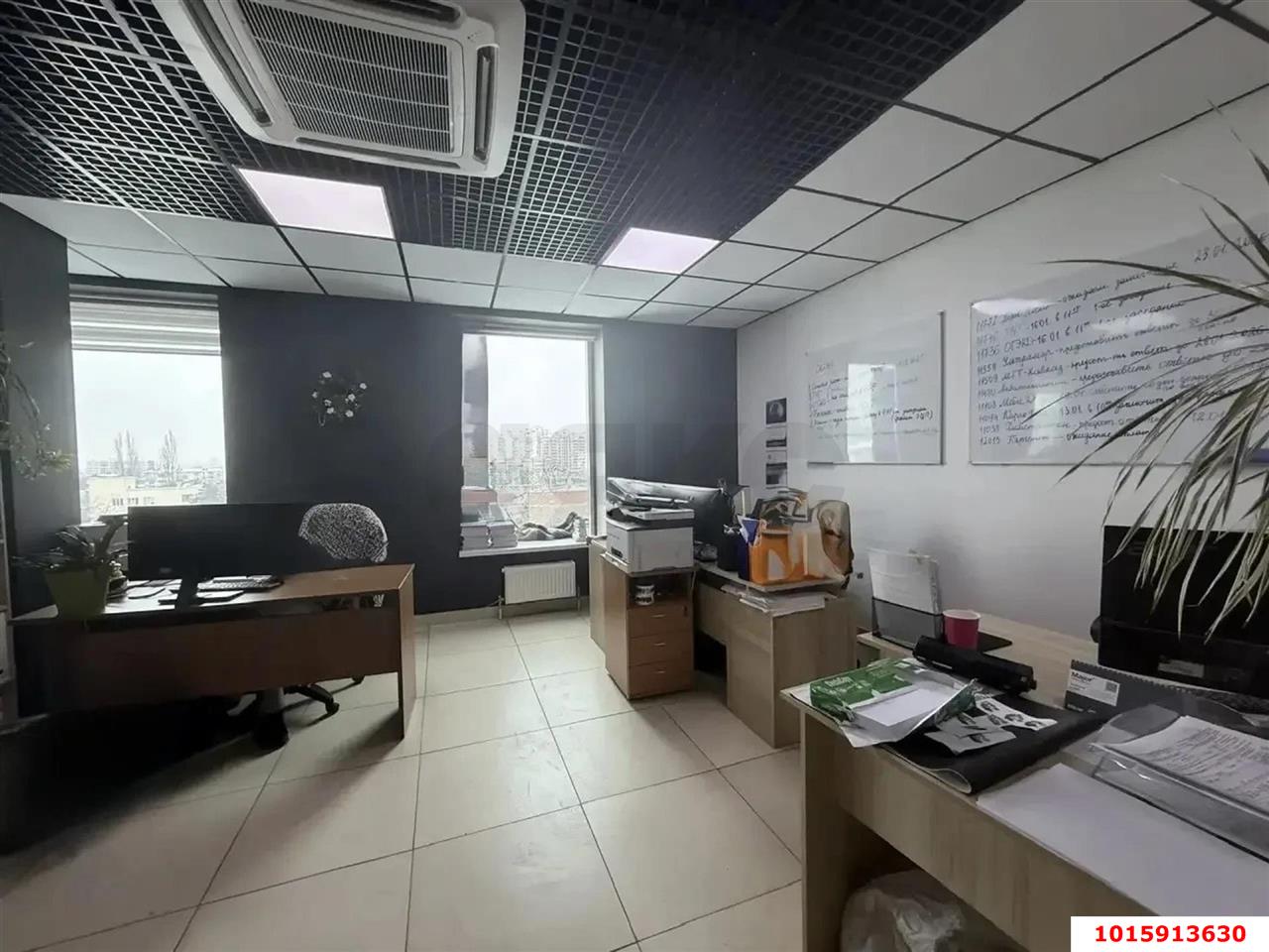 Фото №3: Офисное помещение 50&nbsp;м², 6/7&nbsp;эт. - Краснодар, Западный внутригородской округ, мкр. Центральный, ул. Октябрьская, 59