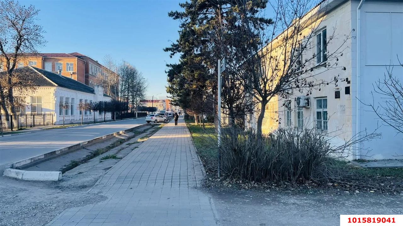 Фото №8: 2-комнатная квартира 47&nbsp;м², 1/2&nbsp;эт. - Славянск-на-Кубани, ул. Отдельская, 250
