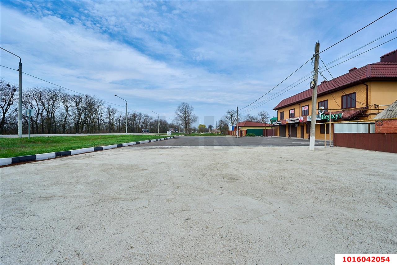Фото №6: Отдельное здание 450&nbsp;м², 3/3&nbsp;эт. - Ивановская, ул. Рыночная, 53