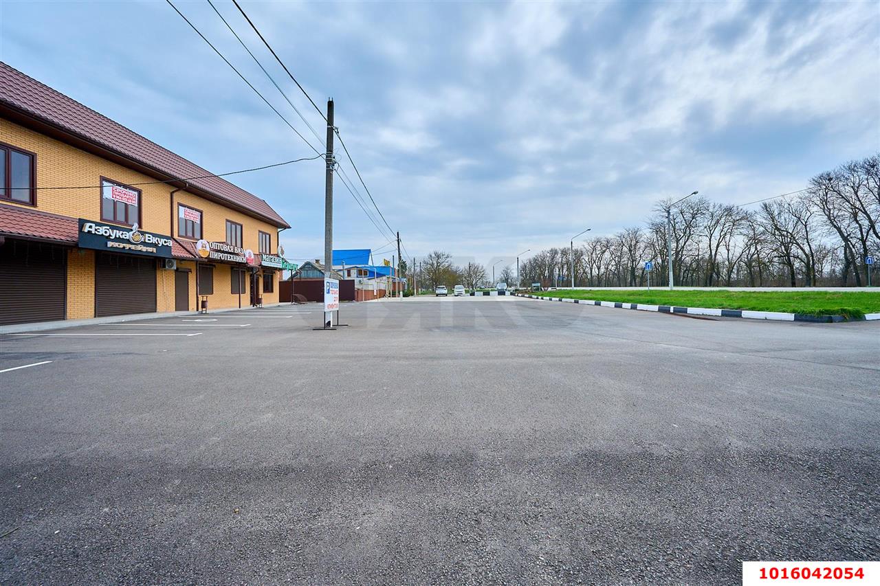 Фото №7: Отдельное здание 450&nbsp;м², 3/3&nbsp;эт. - Ивановская, ул. Рыночная, 53