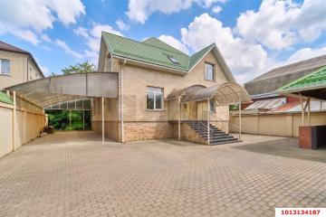 Фото №1: Дом 343 м² + 10 сот., 2 эт. - Краснодар, мкр. Завод Радиоизмерительных Приборов, ул. Братьев Черников, 12