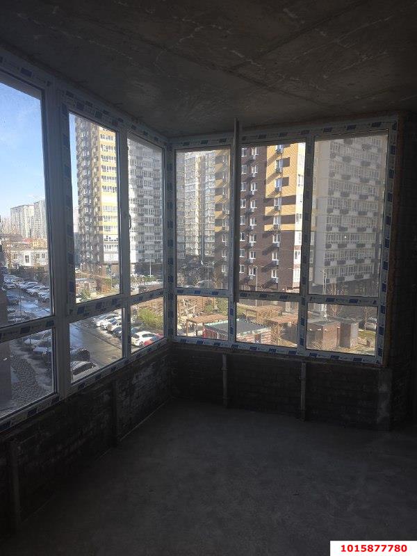 Фото №8: 2-комнатная квартира 80&nbsp;м², 4/24&nbsp;эт. - Краснодар, Карасунский внутригородской округ, Хлопчато-бумажный Комбинат, мкр. жилой комплекс Элегант, ул. Старокубанская, 131/1