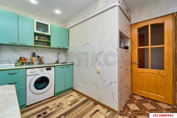 Фото №1: 3-комнатная квартира 63 м², 1/9 эт. - Краснодар, мкр. Гидростроителей, ул. Игнатова, 61