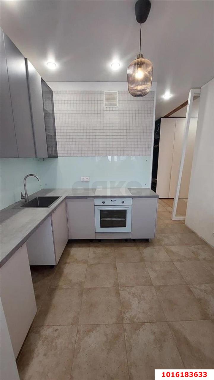 Фото №1: 1-комнатная квартира 40&nbsp;м², 13/17&nbsp;эт. - Краснодар, Центральный внутригородской округ, мкр. Черёмушки, ул. Стасова