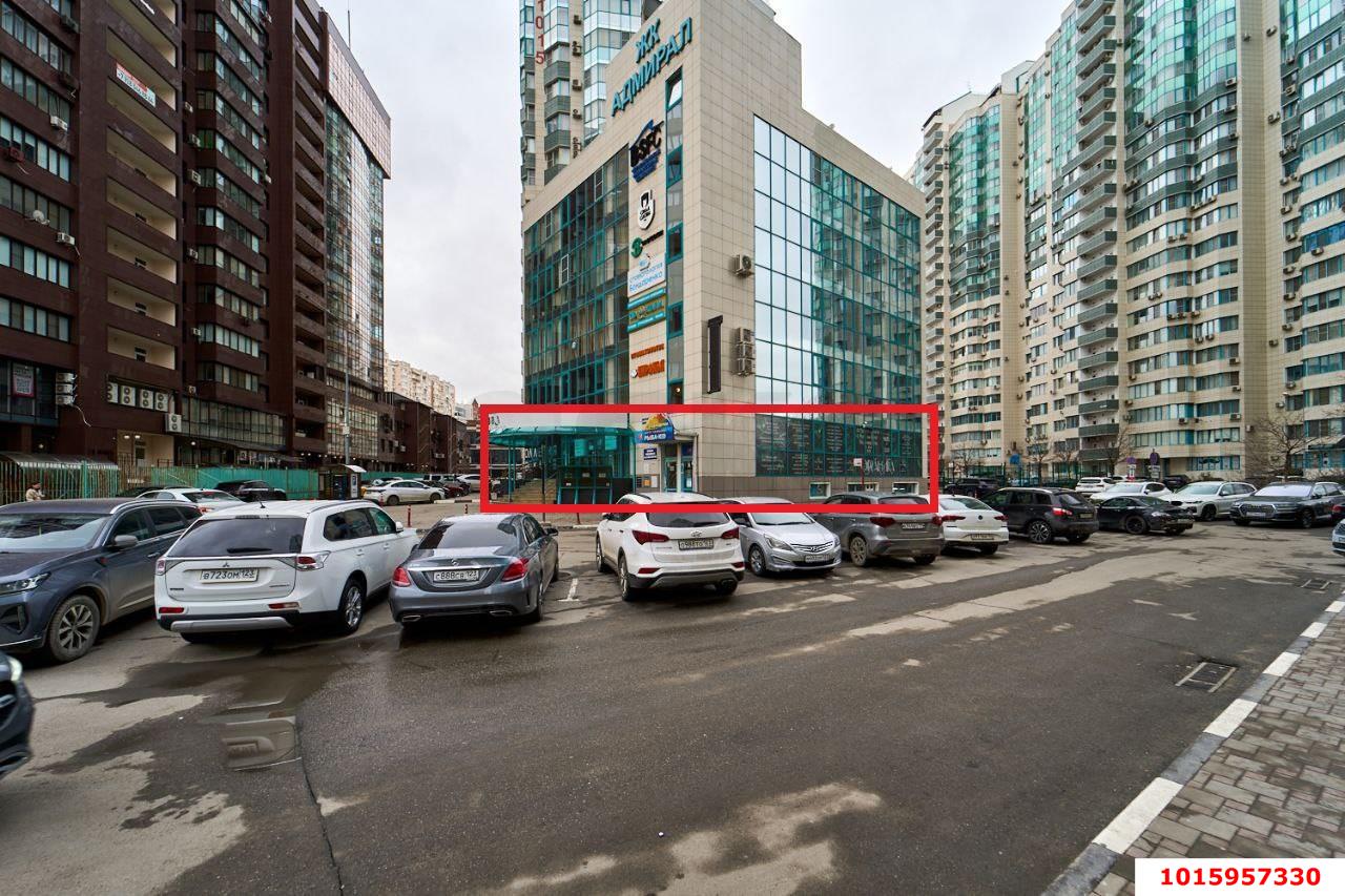 Фото №3: Торговое помещение 929&nbsp;м², 1/4&nbsp;эт. - Краснодар, Западный внутригородской округ, мкр. Центральный, ул. Кубанская набережная, 37/12