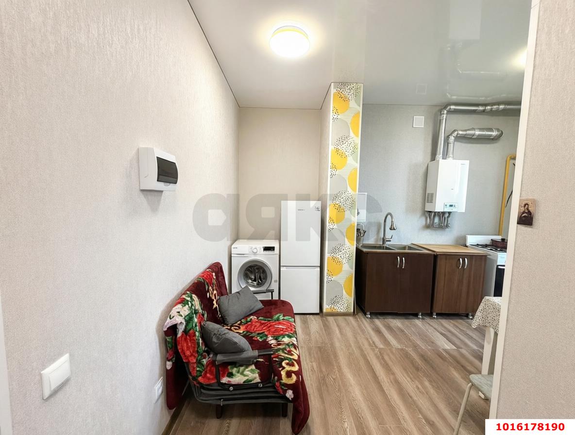 Фото №8: 2-комнатная квартира 42&nbsp;м², 4/4&nbsp;эт. - Краснодар, Прикубанский внутригородской округ, мкр. ЖК Дубровка, ул. Беговая, 56к2
