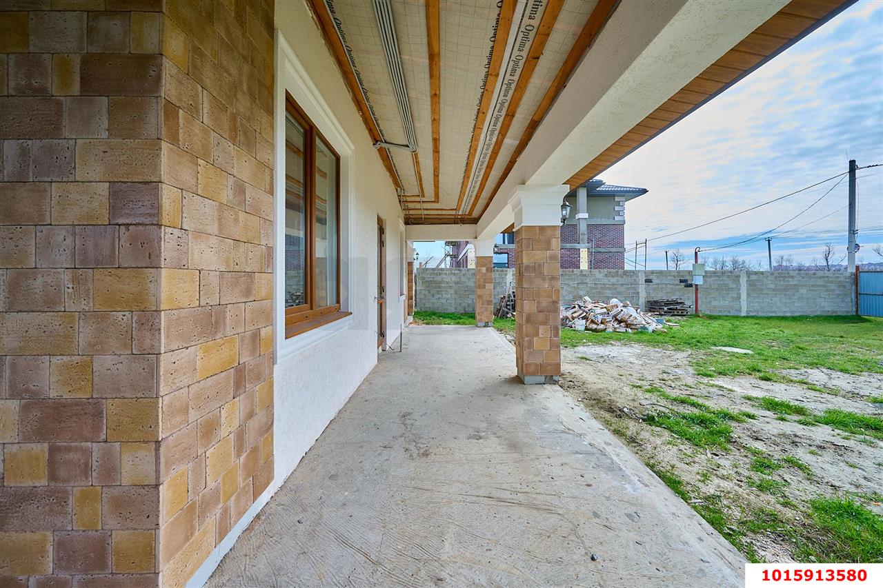 Фото №10: Дом 450&nbsp;м² + 8&nbsp;сот. - Краснодар, Прикубанский внутригородской округ, мкр. жилой комплекс Италия, ул. Тирольская, 31