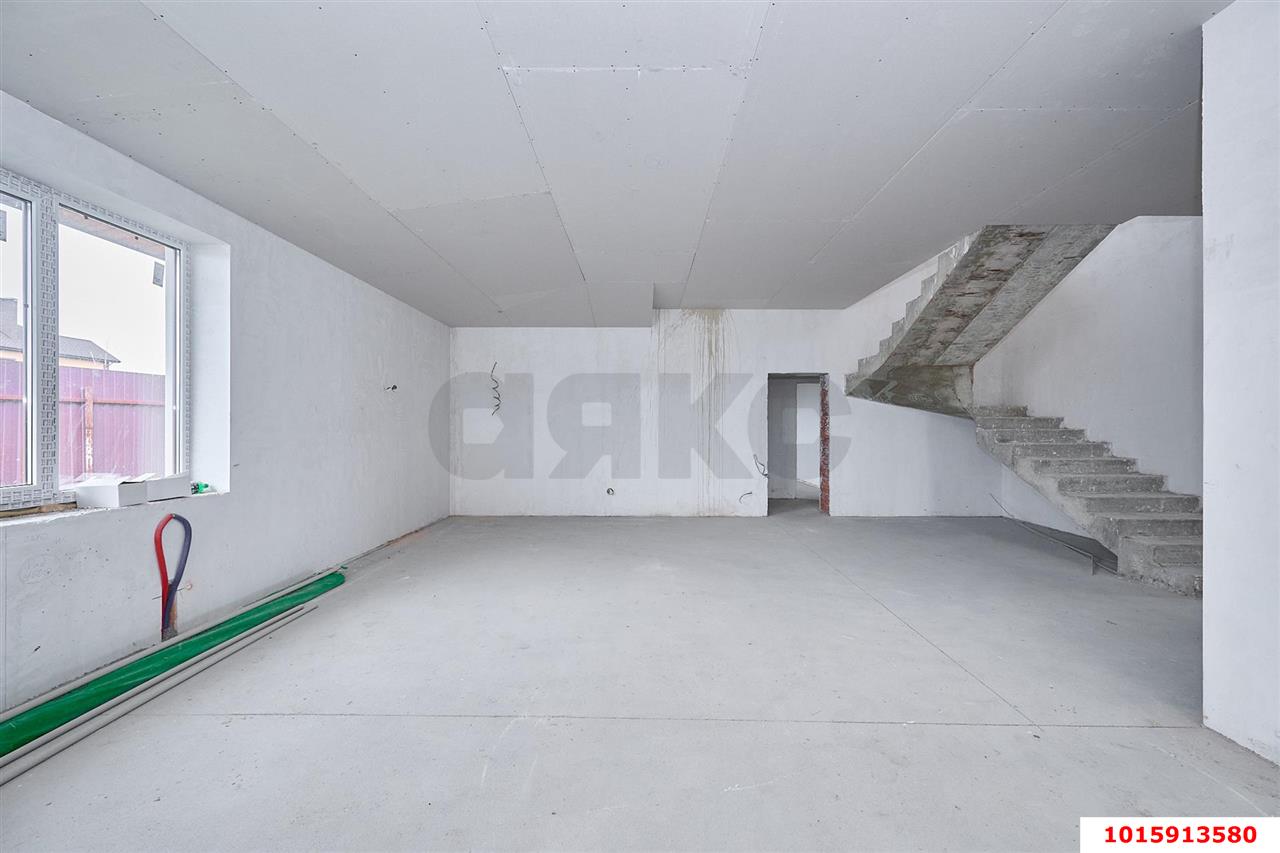 Фото №16: Дом 450&nbsp;м² + 8&nbsp;сот. - Краснодар, Прикубанский внутригородской округ, мкр. жилой комплекс Италия, ул. Тирольская, 31