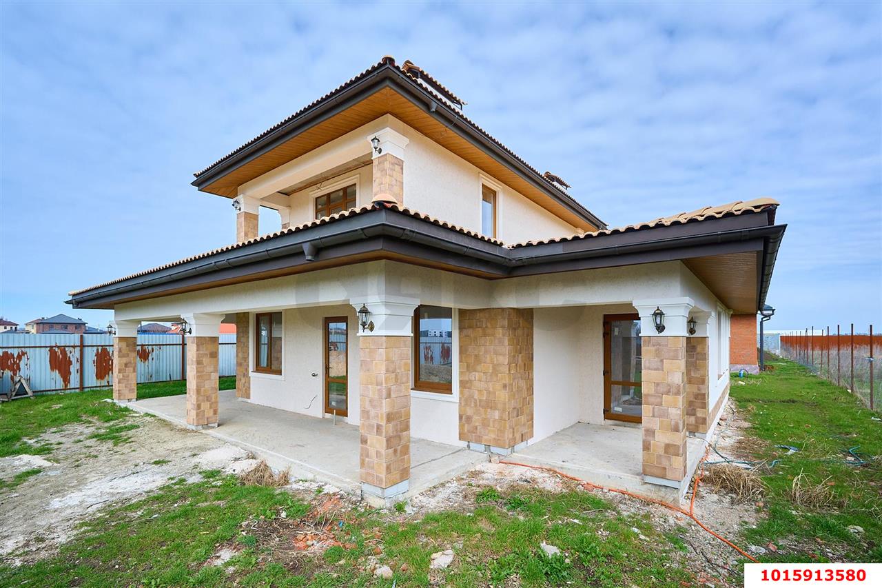 Фото №4: Дом 450&nbsp;м² + 8&nbsp;сот. - Краснодар, Прикубанский внутригородской округ, мкр. жилой комплекс Италия, ул. Тирольская, 31