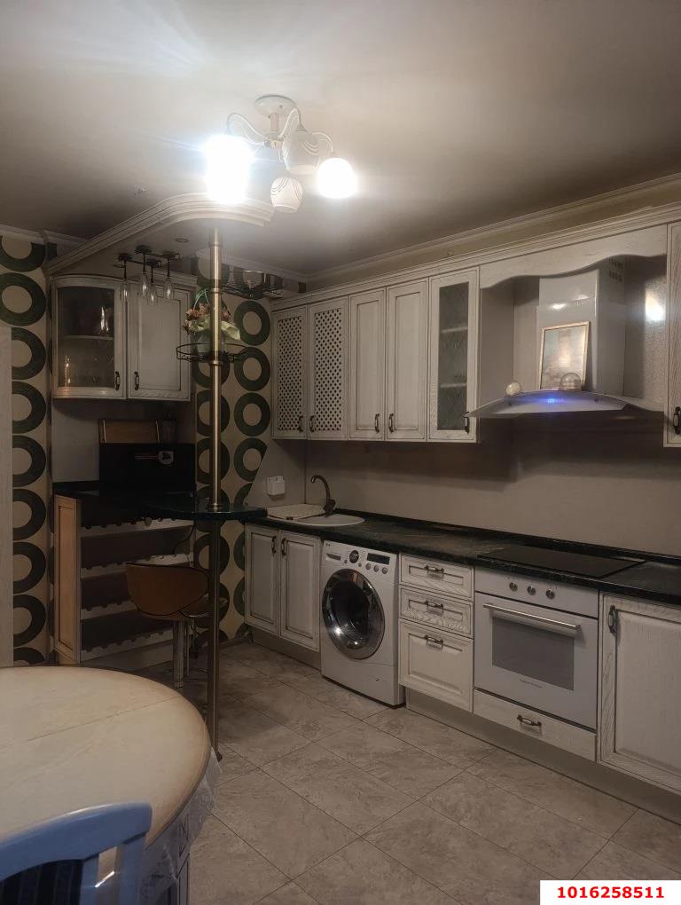 Фото №2: 2-комнатная квартира 70&nbsp;м², 10/18&nbsp;эт. - Краснодар, Карасунский внутригородской округ, ЖК Восток, ж/м Пашковский, ул. Лавочкина, 19