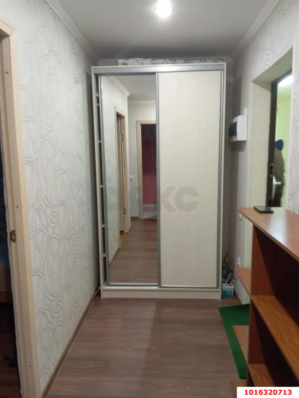 Фото №1: 1-комнатная квартира 40&nbsp;м², 8/13&nbsp;эт. - Краснодар, Прикубанский внутригородской округ, Музыкальный, мкр. имени Петра Метальникова, ул. Петра Метальникова, 11