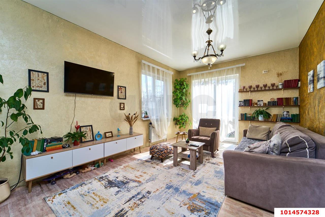Фото №2: Дом 153&nbsp;м² + 4&nbsp;сот., 2&nbsp;эт. - Знаменский, Карасунский внутригородской округ, мкр. СНТ Восход, ул. Вишнёвая, 511