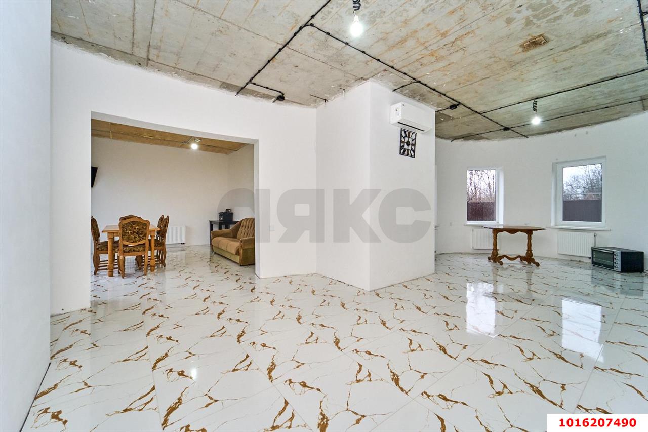 Фото №4: Дом 168&nbsp;м² + 10&nbsp;сот., 2&nbsp;эт. - Черников, мкр. Прикубанский внутригородской округ, ул. Центральная, 22/1