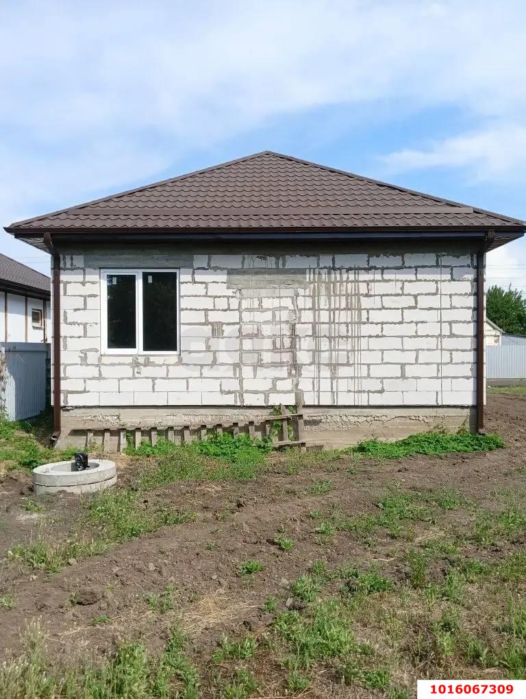 Фото №3: Дом 83&nbsp;м² + 5.3&nbsp;сот., 1&nbsp;эт. - Динская, мкр. ДСНТ Труд, ул. Лазурная, 50
