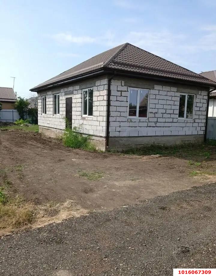 Фото №1: Дом 83&nbsp;м² + 5.3&nbsp;сот., 1&nbsp;эт. - Динская, мкр. ДСНТ Труд, ул. Лазурная, 50