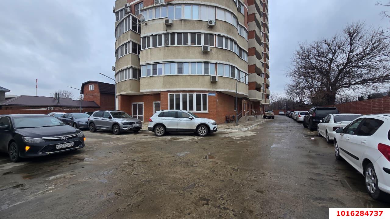 Фото №10: Офисное помещение 64&nbsp;м², 1/19&nbsp;эт. - Краснодар, Центральный внутригородской округ, мкр. Центральный, ул. Базовская, 69