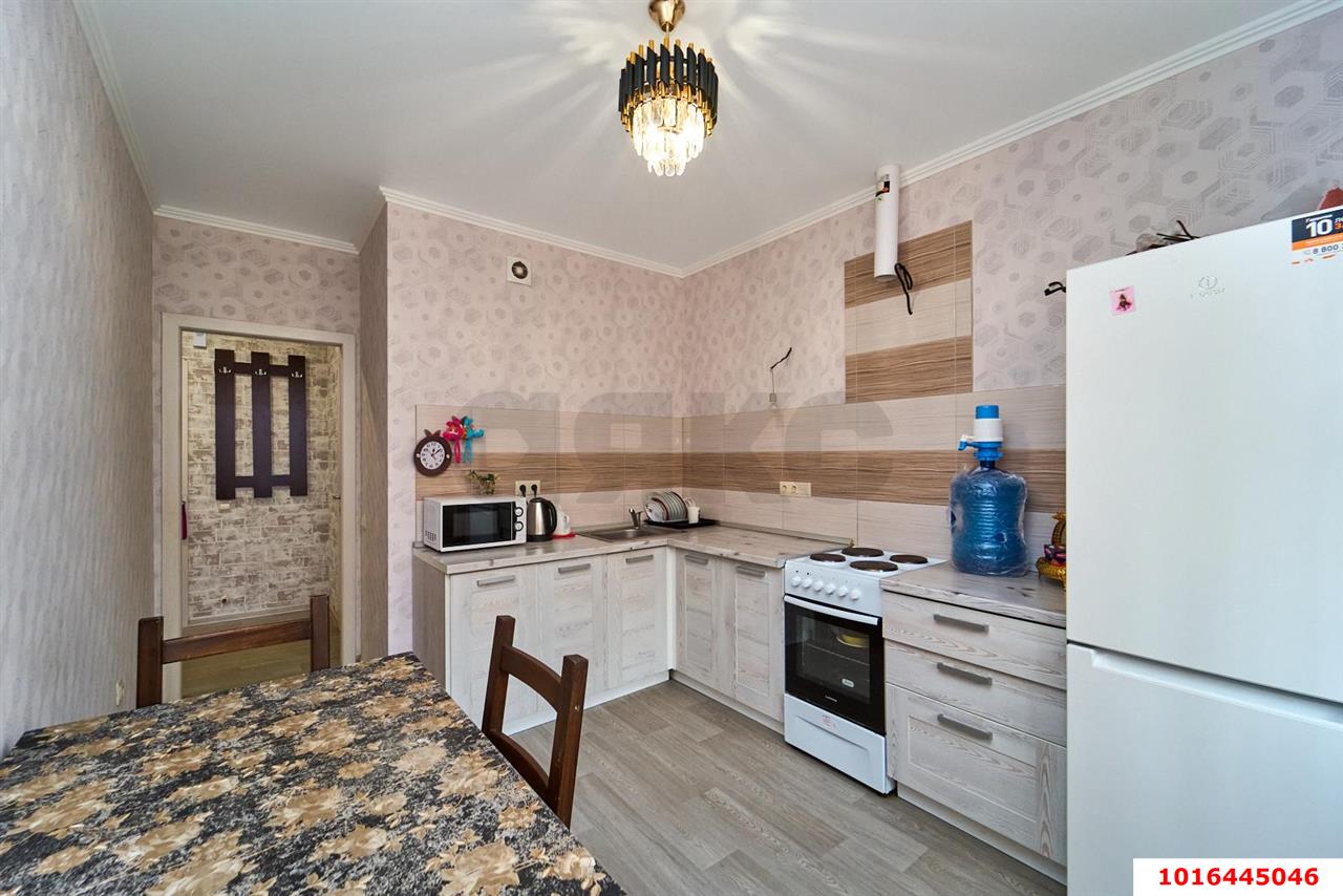 Фото №4: 2-комнатная квартира 55&nbsp;м², 12/18&nbsp;эт. - Краснодар, Прикубанский внутригородской округ, ЖК Губернский, мкр. 1-й квартал, ул. Домбайская, 59