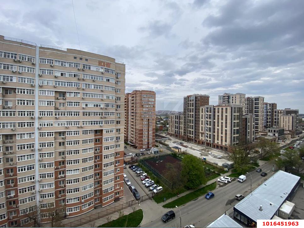 Фото №9: 2-комнатная квартира 65&nbsp;м², 12/16&nbsp;эт. - Краснодар, Прикубанский внутригородской округ, мкр. Репино, пр-д Репина, 42