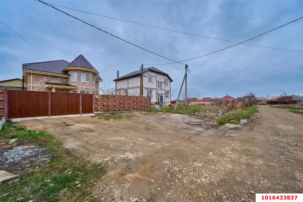 Фото №2: Дом 160&nbsp;м² + 5&nbsp;сот., 2&nbsp;эт. - Афипский, ул. Кутузова, 35