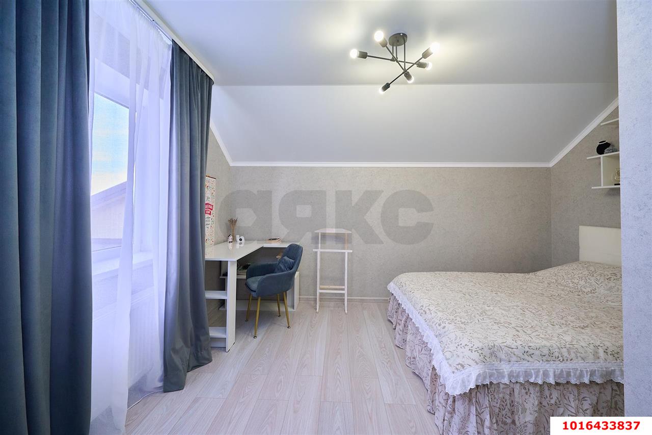 Фото №12: Дом 160&nbsp;м² + 5&nbsp;сот., 2&nbsp;эт. - Афипский, ул. Кутузова, 35