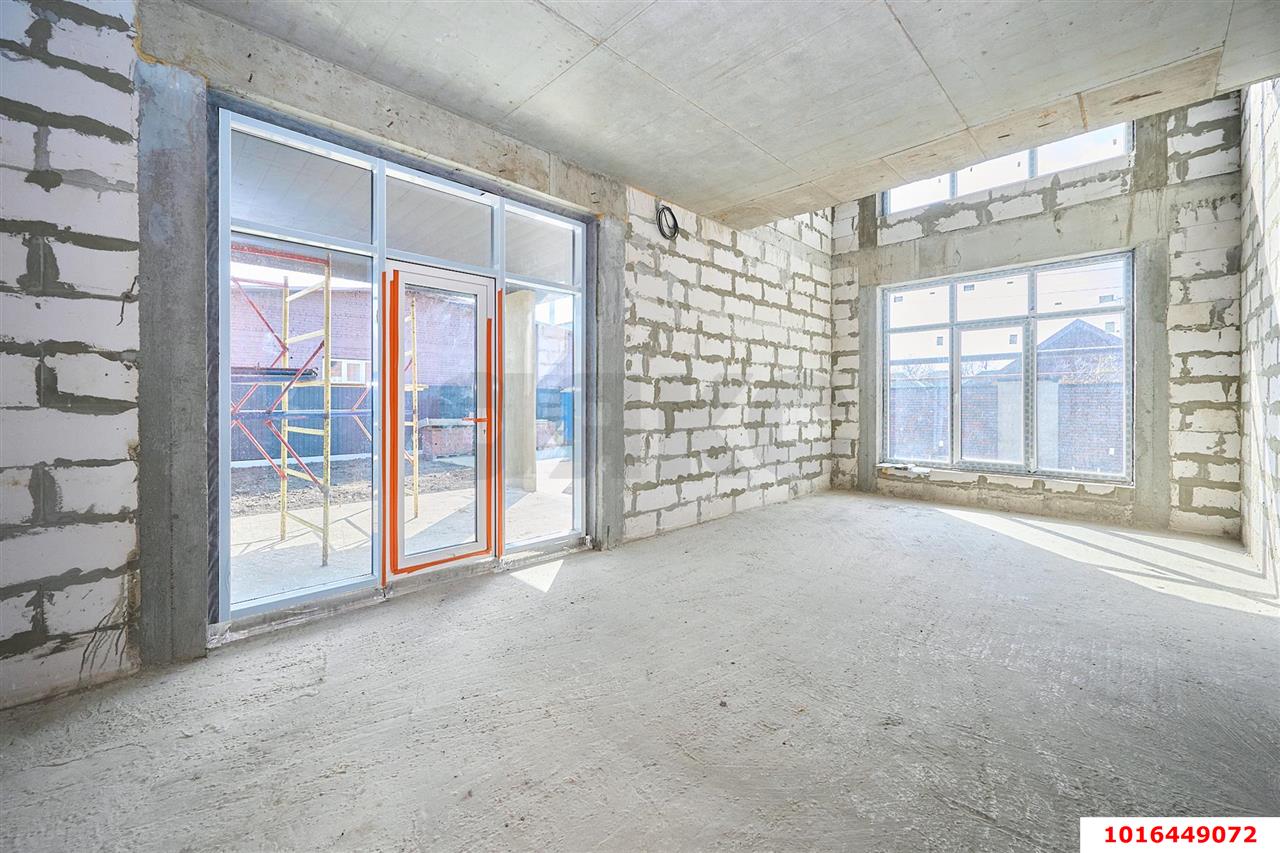 Фото №6: Дом 200&nbsp;м² + 4&nbsp;сот., 2&nbsp;эт. - Краснодар, Западный внутригородской округ, мкр. Фестивальный, ул. имени Дзержинского, 125/4