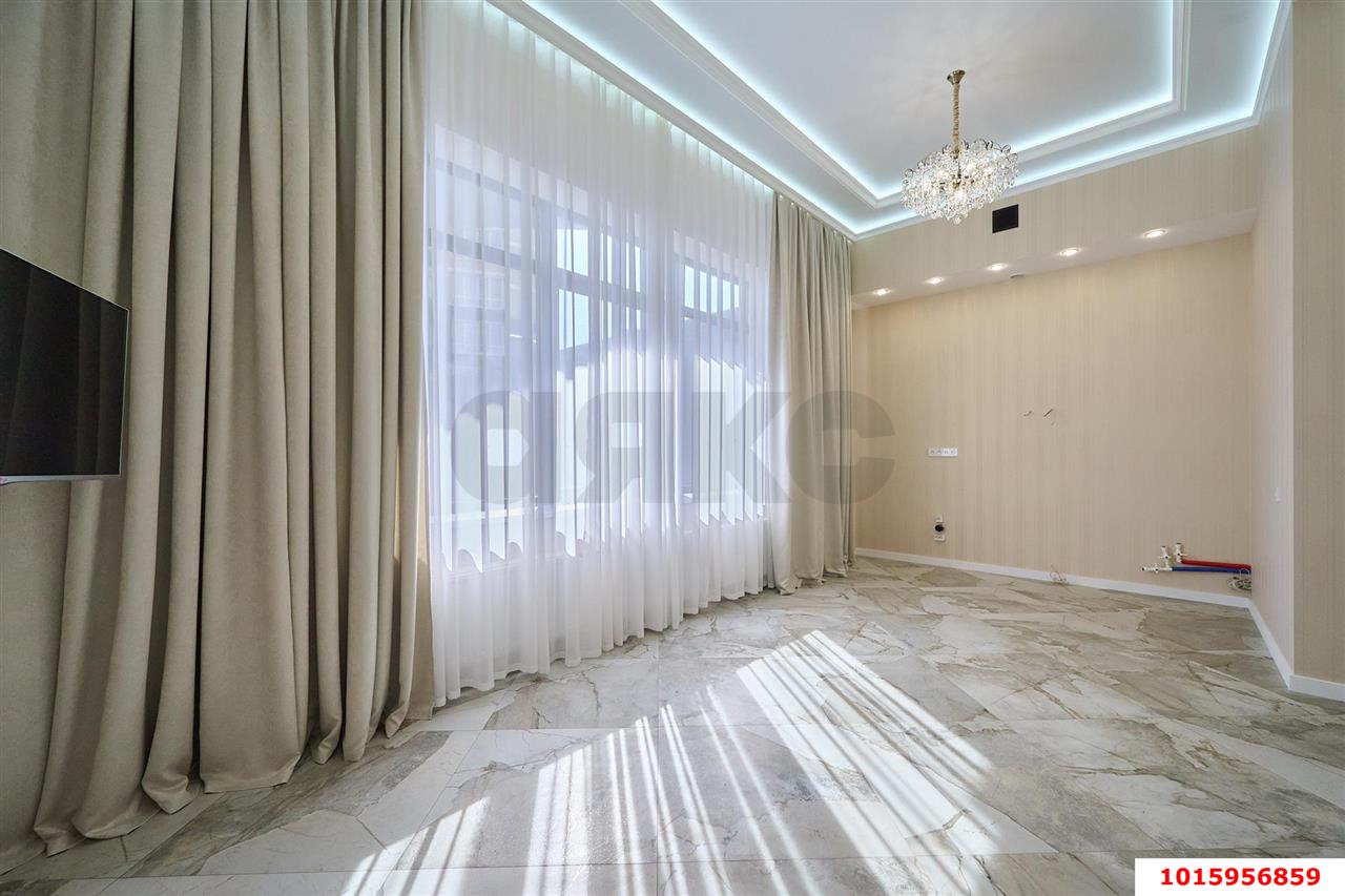 Фото №5: 1-комнатная квартира 45&nbsp;м², 2/24&nbsp;эт. - Краснодар, Карасунский внутригородской округ, Хлопчато-бумажный Комбинат, мкр. жилой комплекс Элегант, ул. Сормовская, 1/3