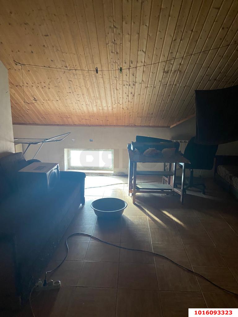 Фото №8: Дом 420&nbsp;м² + 3.8&nbsp;сот., 2&nbsp;эт. - Краснодар, Прикубанский внутригородской округ, мкр. 2-я Площадка, ул. Светлая, 24
