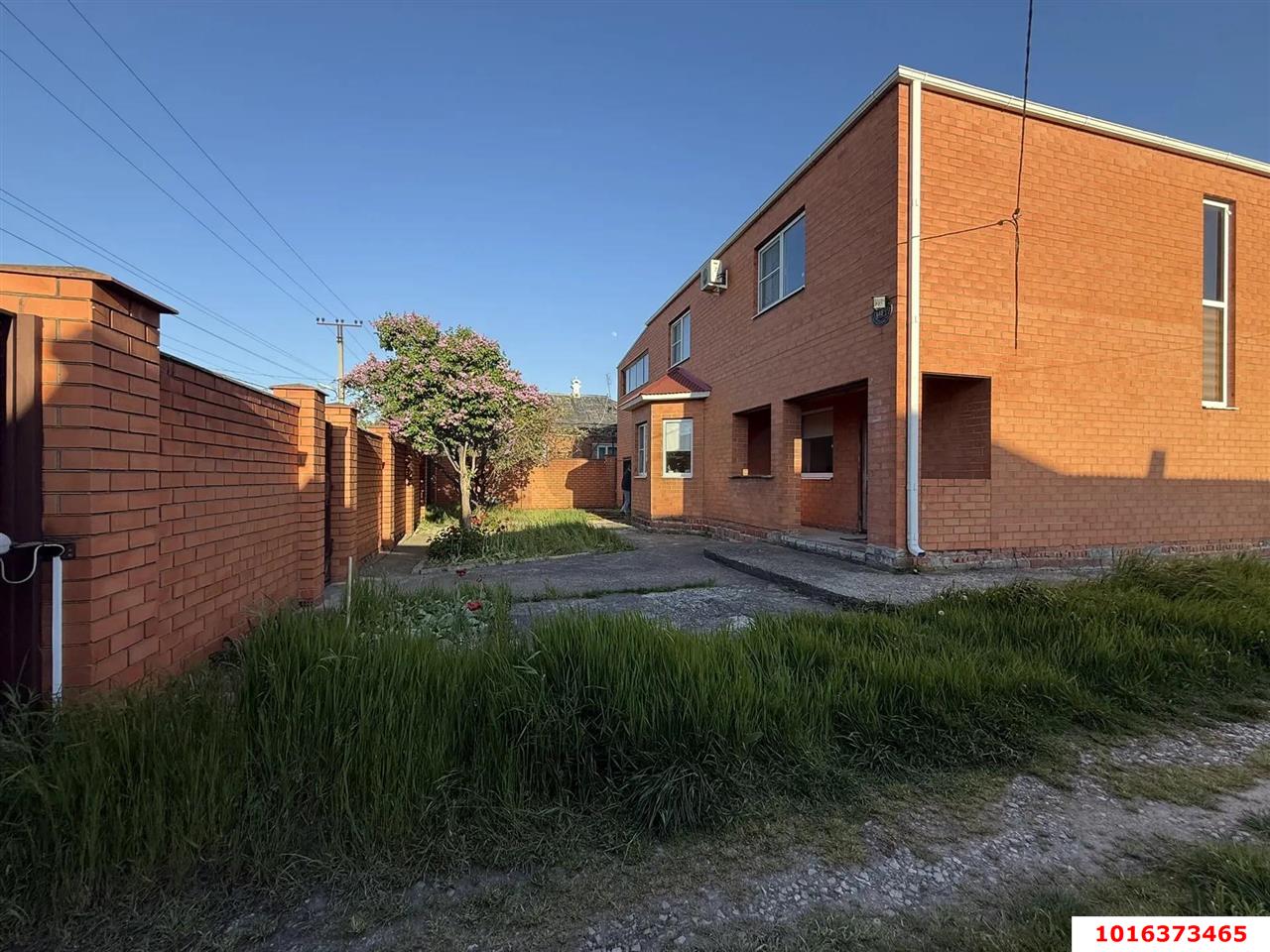 Фото №3: Дом 371&nbsp;м² + 6&nbsp;сот., 2&nbsp;эт. - Краснодар, Прикубанский внутригородской округ, мкр. Северный, ул. Большевистская, 117А