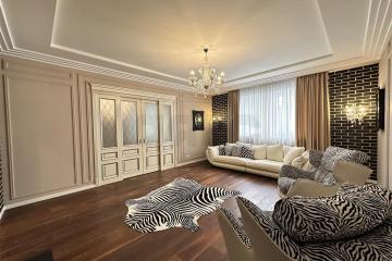 Фото №1: 3-комнатная квартира 120 м², 4/6 эт. - Краснодар, мкр. Западный внутригородской округ, ул. имени Дзержинского, 93