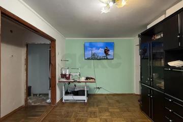 Фото №1: 3-комнатная квартира 61&nbsp;м², 1/5&nbsp;эт. - Краснодар, мкр. Черёмушки, ул. Ставропольская, 264