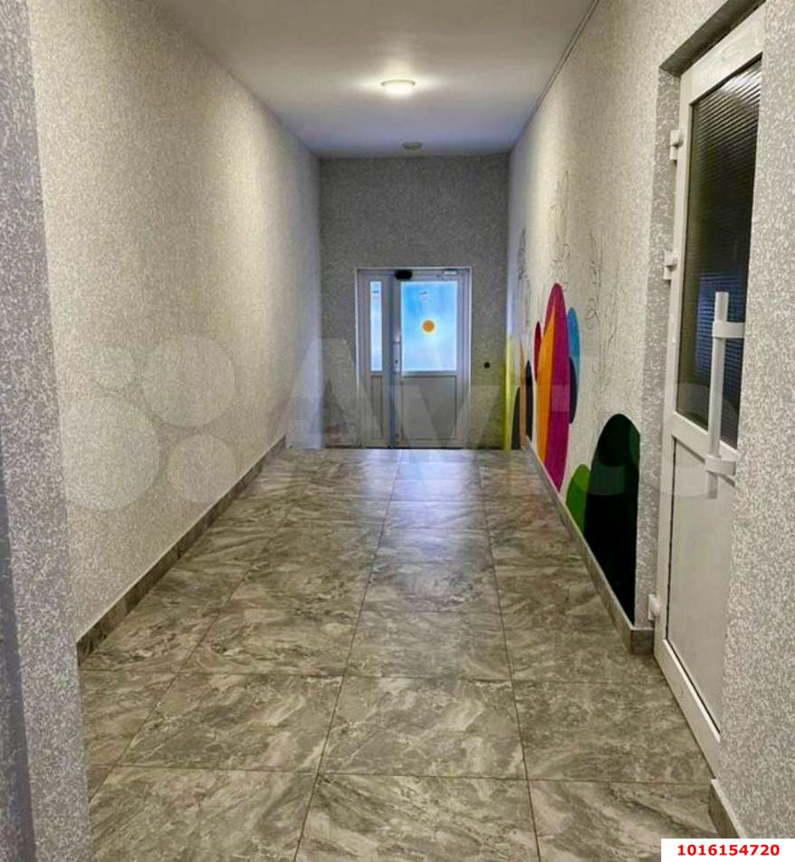 Фото №2: 2-комнатная квартира 54&nbsp;м², 8/8&nbsp;эт. - Краснодар, Прикубанский внутригородской округ, мкр. жилой комплекс Краски, ул. Краеведа Соловьёва, 6к6