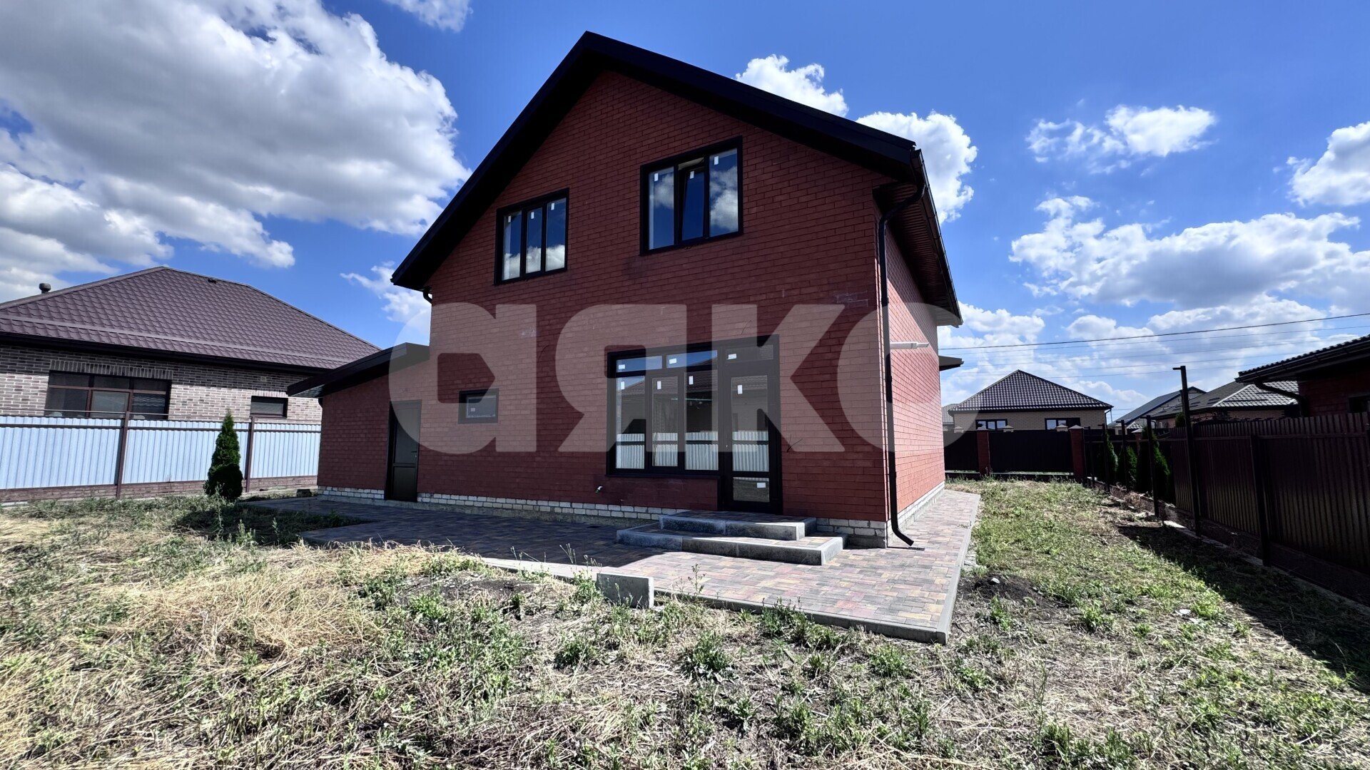 Фото №6: Дом 158&nbsp;м² + 5&nbsp;сот., 2&nbsp;эт. - Кореновск, ул. Тихорецкая
