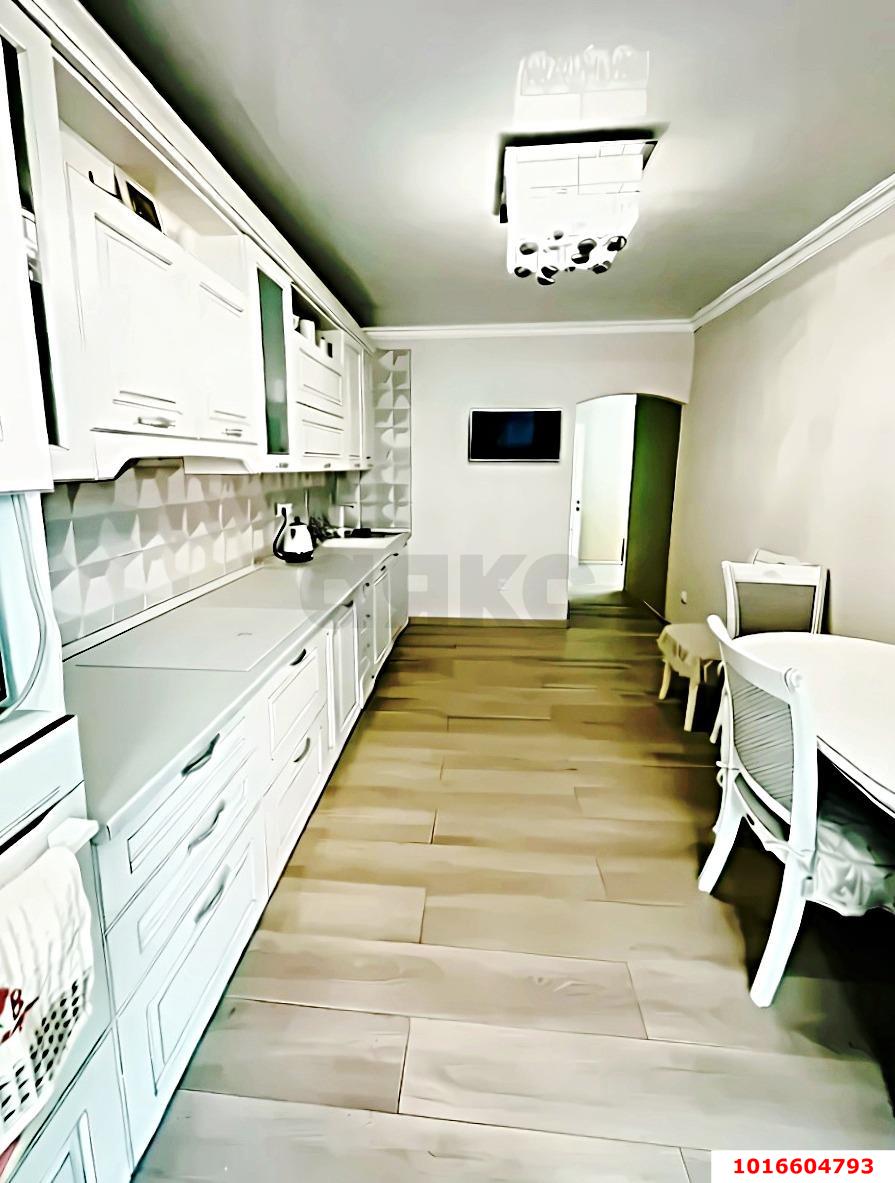 Фото №2: 1-комнатная квартира 43&nbsp;м², 8/18&nbsp;эт. - Краснодар, Карасунский внутригородской округ, Хлопчато-бумажный Комбинат, мкр. жилой комплекс Элегант, ул. Старокубанская, 139