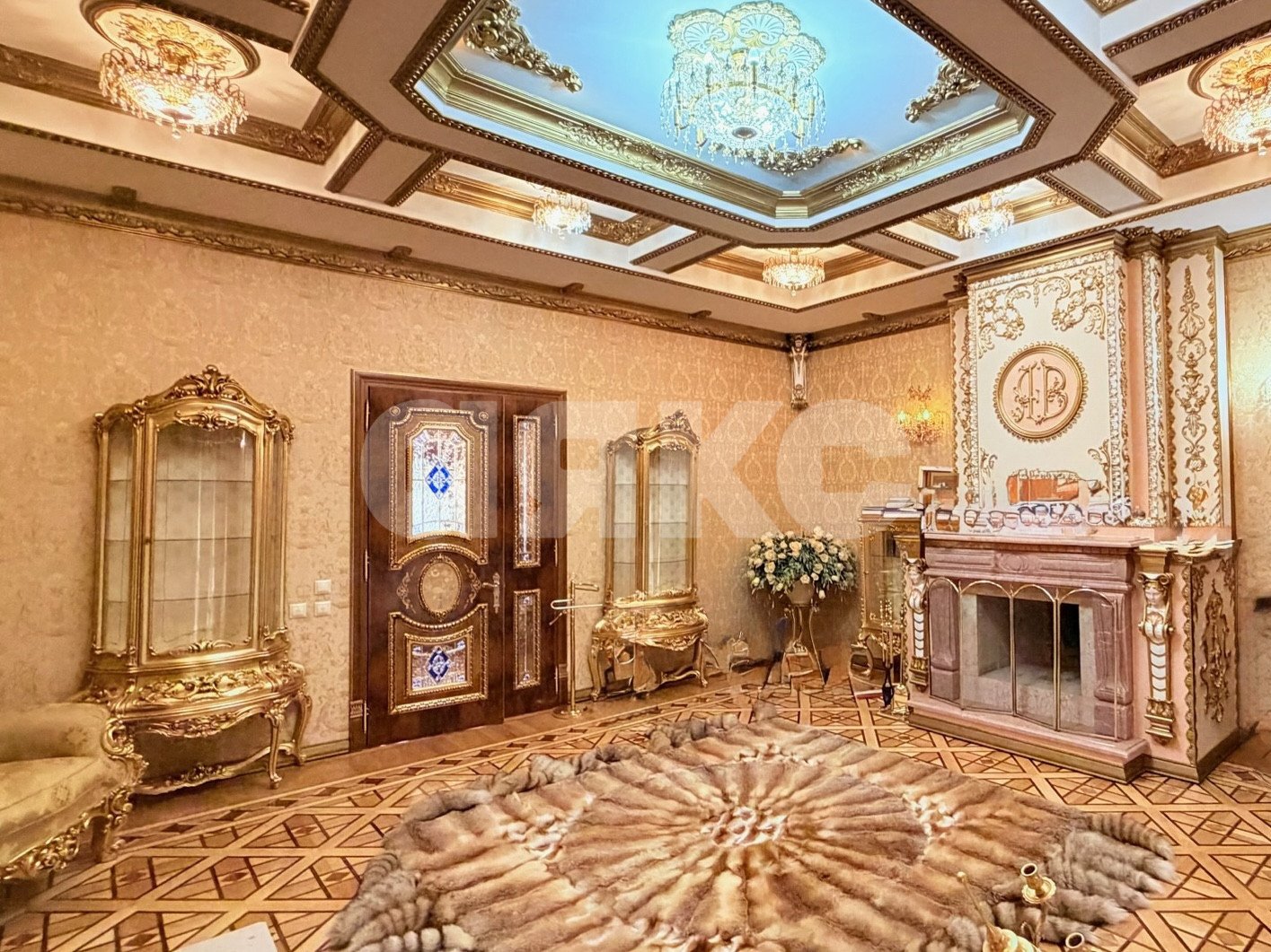 Фото №3: Дом 810&nbsp;м² + 6.62&nbsp;сот., 4&nbsp;эт. - Анапа, ул. Горького, 16