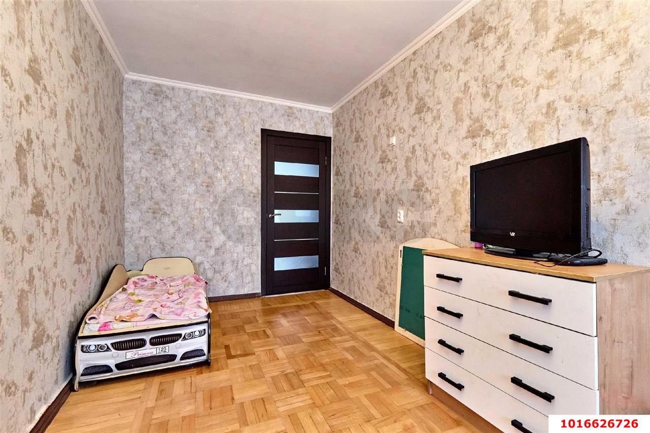 Фото №6: 2-комнатная квартира 45&nbsp;м², 1/5&nbsp;эт. - Краснодар, Прикубанский внутригородской округ, мкр. Фестивальный, ул. Герцена, 172