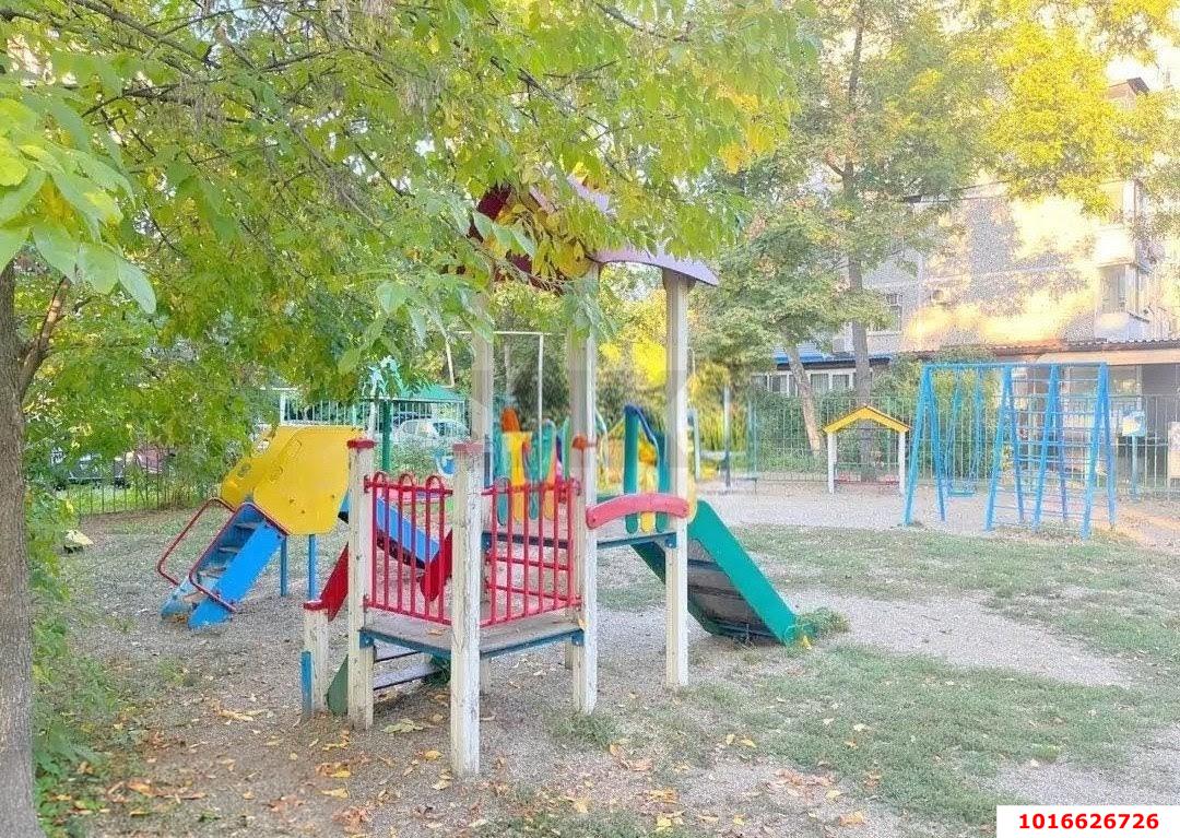 Фото №11: 2-комнатная квартира 45&nbsp;м², 1/5&nbsp;эт. - Краснодар, Прикубанский внутригородской округ, мкр. Фестивальный, ул. Герцена, 172