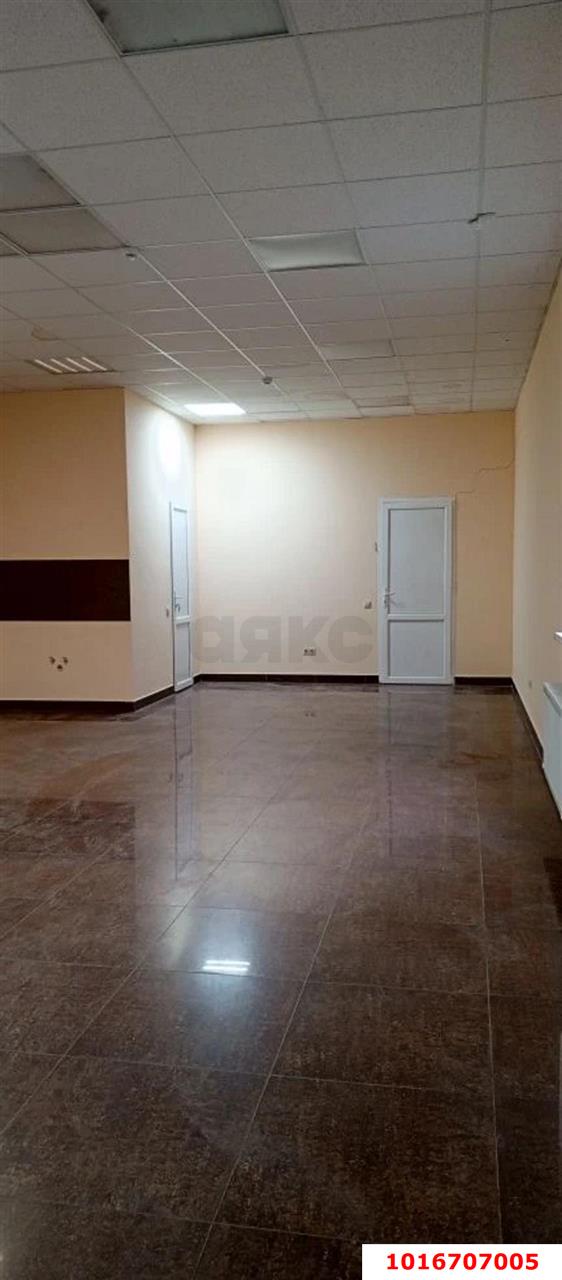 Фото №4: Офисное помещение 113&nbsp;м², 1/1&nbsp;эт. - Краснодар, Прикубанский внутригородской округ, мкр. Сады Калинина, ул. Средняя, 32/17