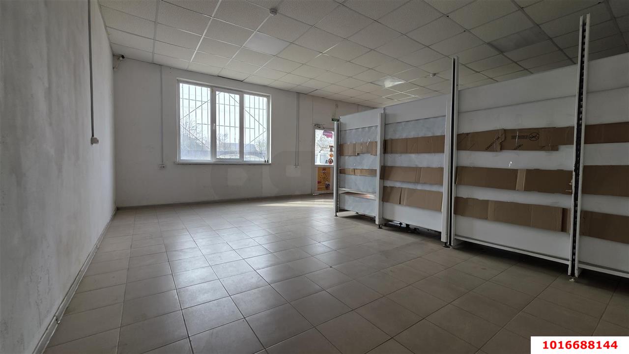 Фото №2: Торговое помещение 128&nbsp;м², 1/2&nbsp;эт. - Орбита, мкр. Прикубанский внутригородской округ, ул. Мичуринская, 216