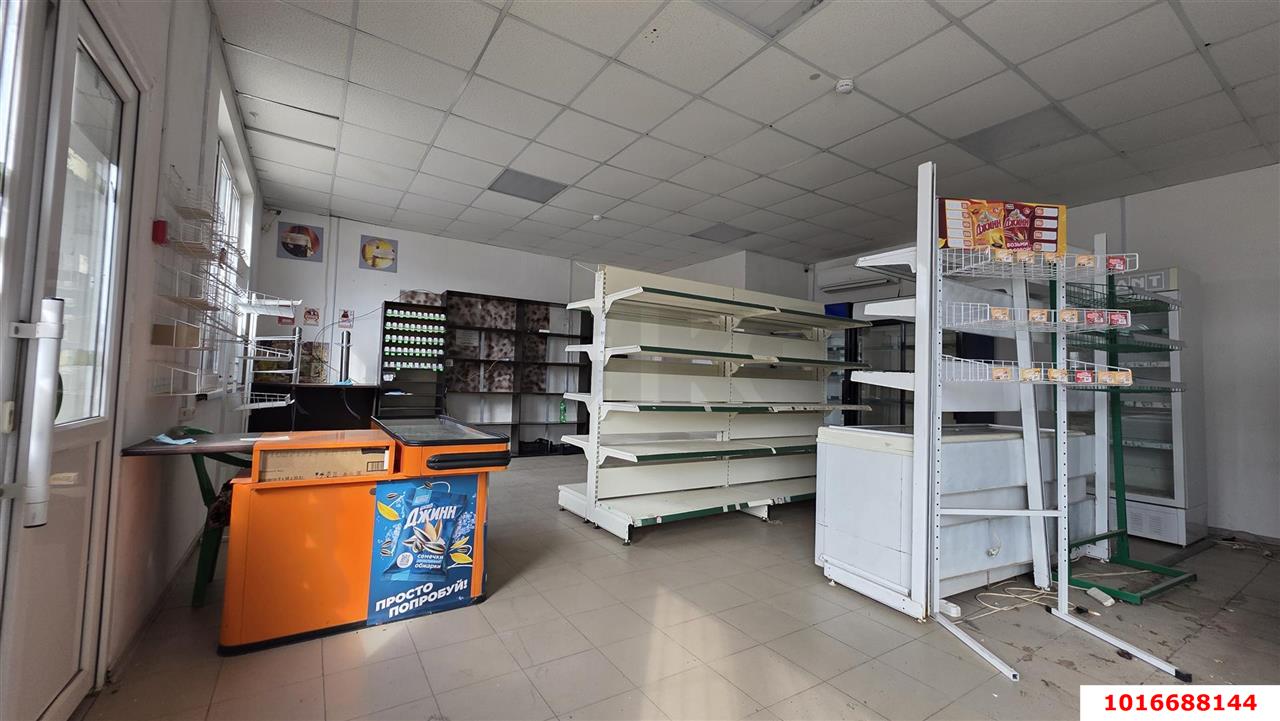 Фото №3: Торговое помещение 128&nbsp;м², 1/2&nbsp;эт. - Орбита, мкр. Прикубанский внутригородской округ, ул. Мичуринская, 216