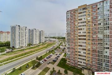Фото №1: 1-комнатная квартира 43&nbsp;м², 13/21&nbsp;эт. - Краснодар, мкр. ЖК Бауинвест, ул. Героев-Разведчиков, 11/3