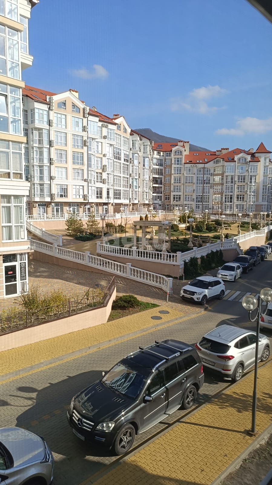Фото №29: 2-комнатная квартира 74&nbsp;м², 2/7&nbsp;эт. - Геленджик, мкр. жилой комплекс Лазурный-2, ул. Верхняя, 4к1