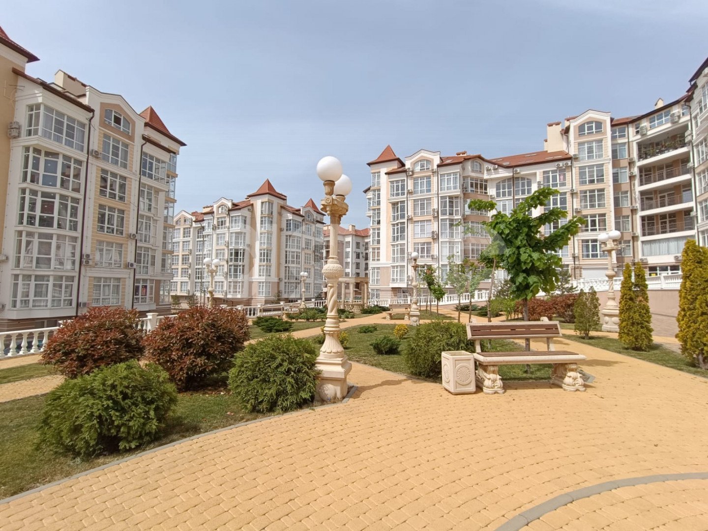 Фото №27: 2-комнатная квартира 74&nbsp;м², 2/7&nbsp;эт. - Геленджик, мкр. жилой комплекс Лазурный-2, ул. Верхняя, 4к1