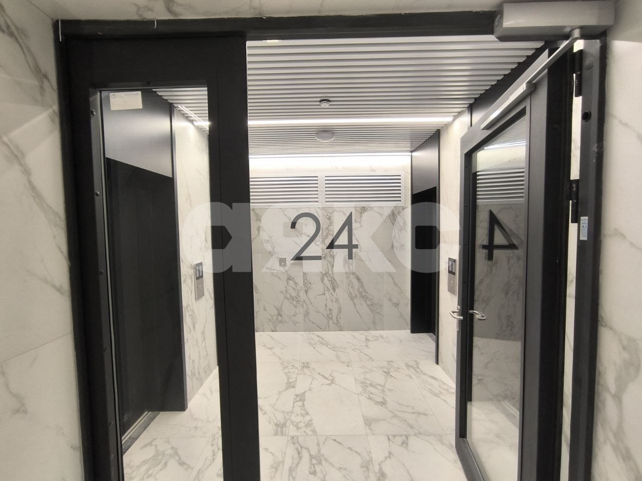 Фото №23: 2-комнатная квартира 55&nbsp;м², 24/44&nbsp;эт. - Москва, ЖК Скай Гарден, Покровское-Стрешнево, мкр. жилой комплекс Скай Гарден, пр-д Строительный, 9с6