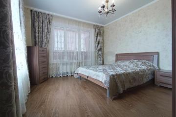 Фото №1: 2-комнатная квартира 65&nbsp;м², 10/17&nbsp;эт. - Краснодар, ж/м Пашковский, ул. Леонида Лаврова, 8к3