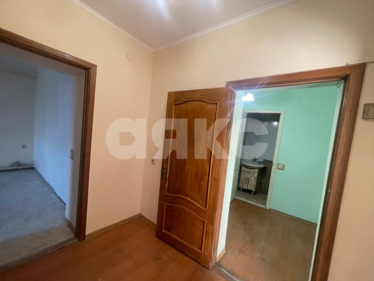 Фото №6: 5+-комнатная квартира 85&nbsp;м², 1/2&nbsp;эт. - Анапа, ул. Красноармейская, 29